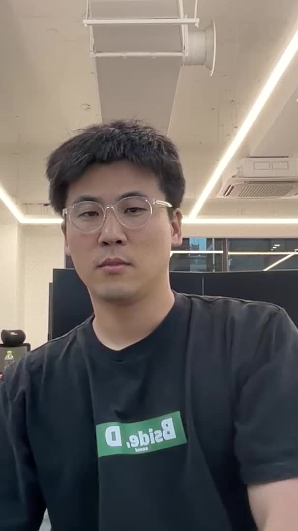 랜덤 포즈 따라하기